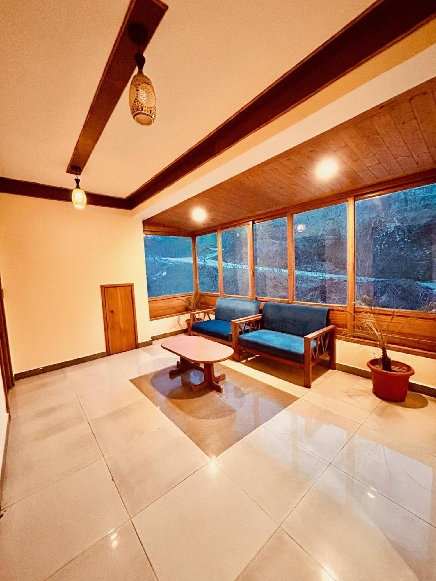 Tanglewood Villa Manāli Exteriör bild